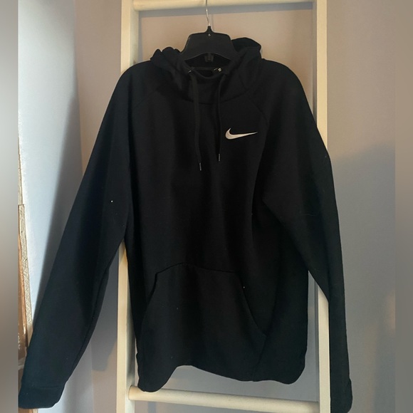 Black Nike Hoodie and sweatpants - Picture 2 of 7